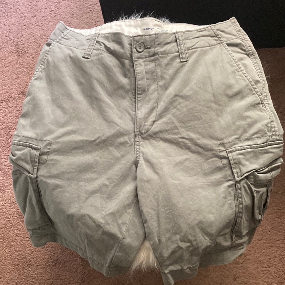 Light Gray Cargo Shorts Size 32!